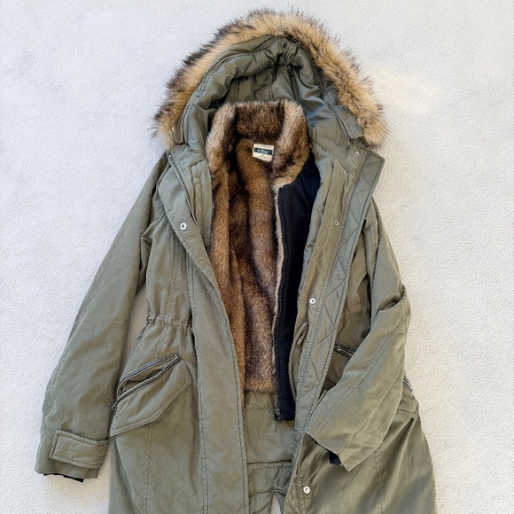 Abercrombie & Fitch Urban Olive Green 2-in-1 Parka with Faux Fur Vest (XS) - Picture 1 of 5